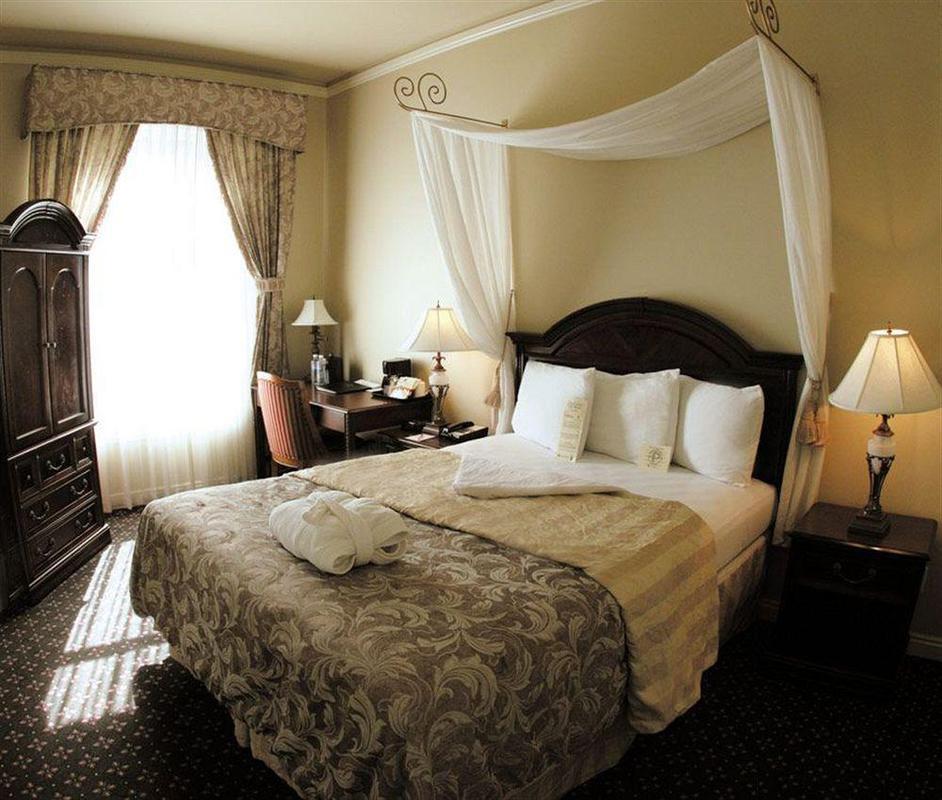 เดอะ เพียรี ซอลต์เลคซิตี้ ดาวน์ทาวน์ แทเพสทรี คอลเลคชั่น บาย ฮิลตัน Hotel ภายนอก รูปภาพ