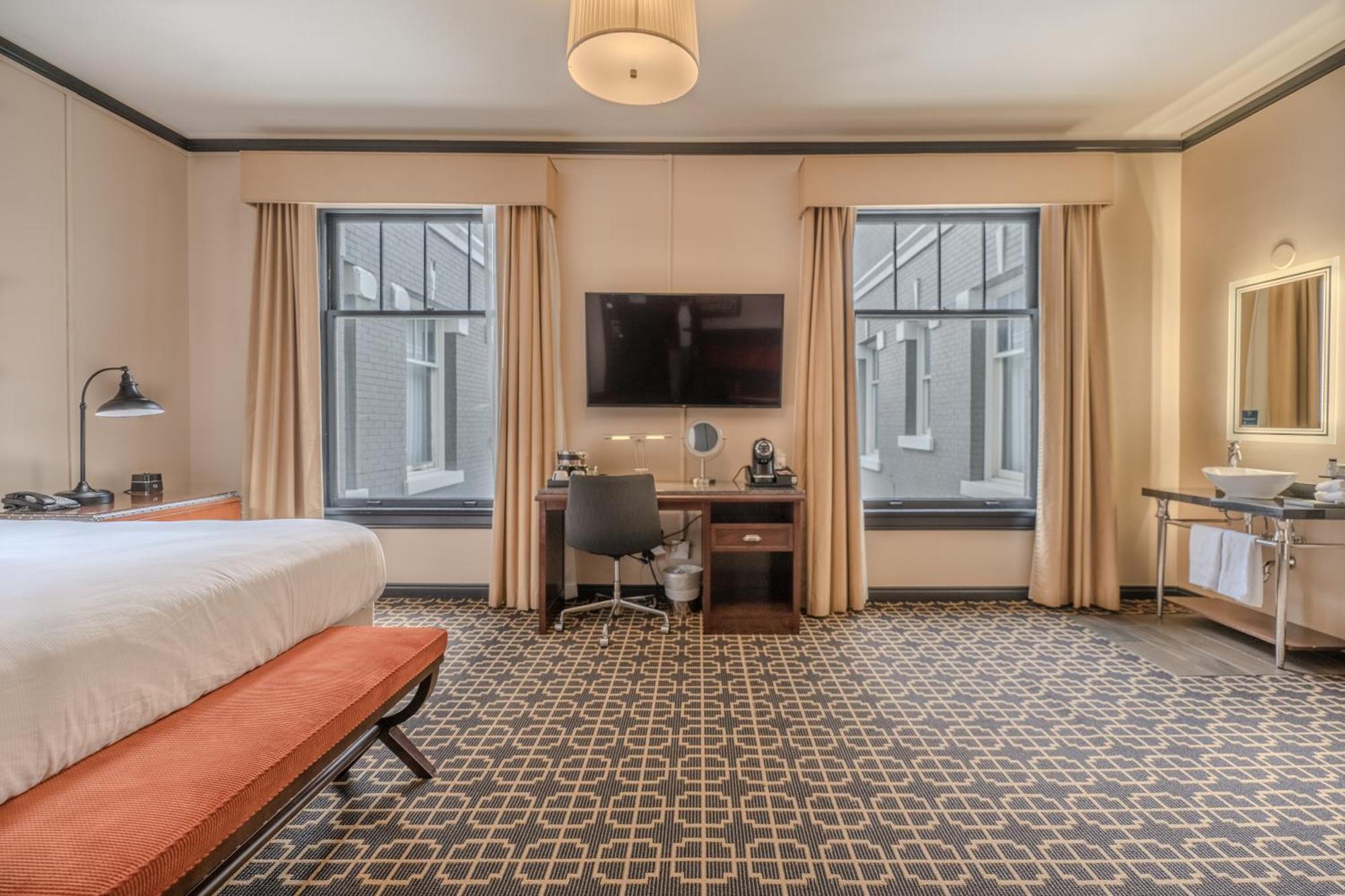 เดอะ เพียรี ซอลต์เลคซิตี้ ดาวน์ทาวน์ แทเพสทรี คอลเลคชั่น บาย ฮิลตัน Hotel ภายนอก รูปภาพ